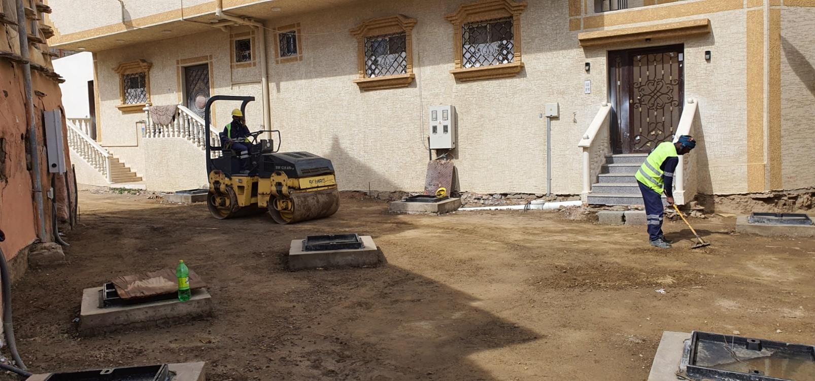 أعمال تسوية وتجهيز قبل الرصف في البسطة