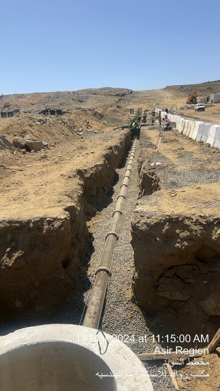 تنفيذ خط خدمات أرضي ضمن أعمال المخطط
